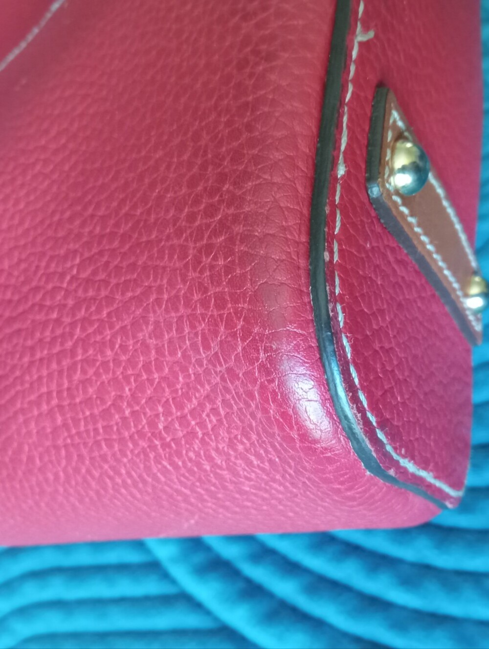 Dooney & Bourke | Lexington Red Pebble Grain Leather Tote Purse Handbag - Picture 15 of 16